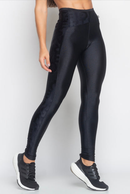 ANGE CALÇA LEGGING PRETA COM BRILHO E TEXTURA FLIP